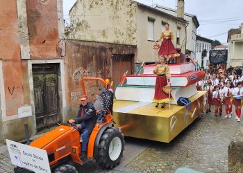 Tradição do Carnaval voltou a animar as ruas de Lagares da Beira