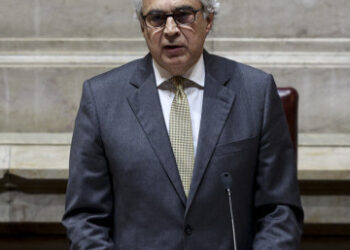 Aguiar-Branco eleito presidente da Assembleia da República