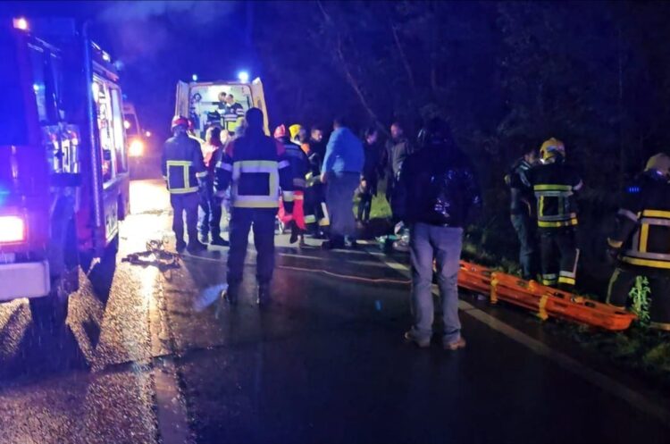 Homem ficou ferido após queda em ravina de 60 metros. Foi o próprio que deu o alerta