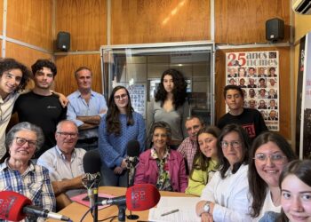 “Será legítimo dizer que hoje vivemos em liberdade? Onde estavas no dia 25 de Abril? Quais as condições de vida antes do 25 de Abril?” 