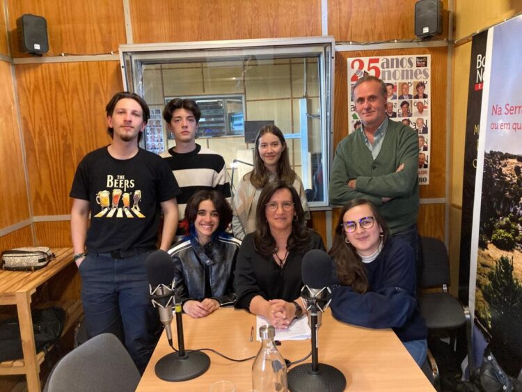 Depois de brilhar no The Voice Kids, Sofia Fonseca canta na Rádio Boa Nova