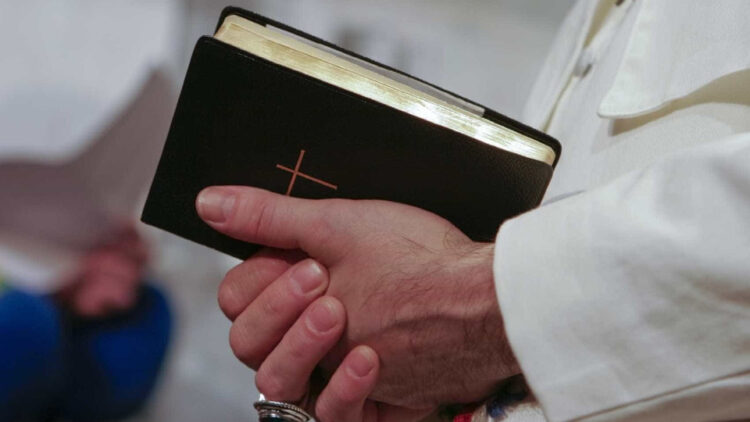 Grupo VITA recebeu 105 queixas de abusos na Igreja num ano. Lesados com idades entre os 5 e os 25 anos