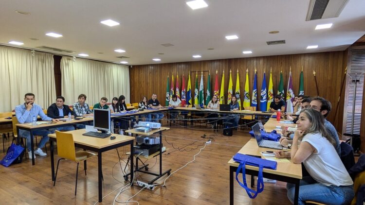 CIM de Coimbra cria Rede Intermunicipal da Juventude