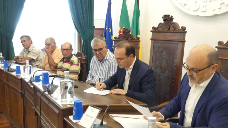 Município de Tábua transmite património para as freguesias