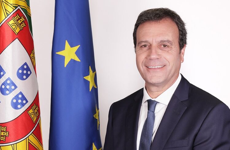 Secretário de Estado da Administração Local e Ordenamento Território inaugura FICABEIRA