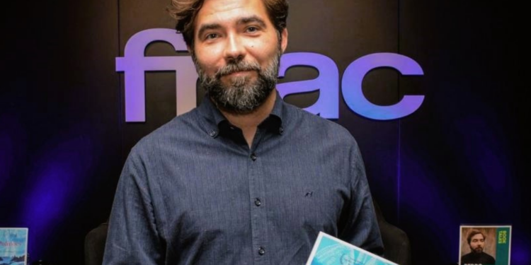 Agora é que me livro!: «Este Prémio incentivou-me a continuar e a lutar pela minha escrita», afirma Pedro Gunnlaugur Garcia