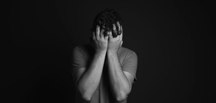 Dia Mundial da Saúde Mental: Não desvalorize os sintomas. Solicite uma avaliação “sem preconceitos”