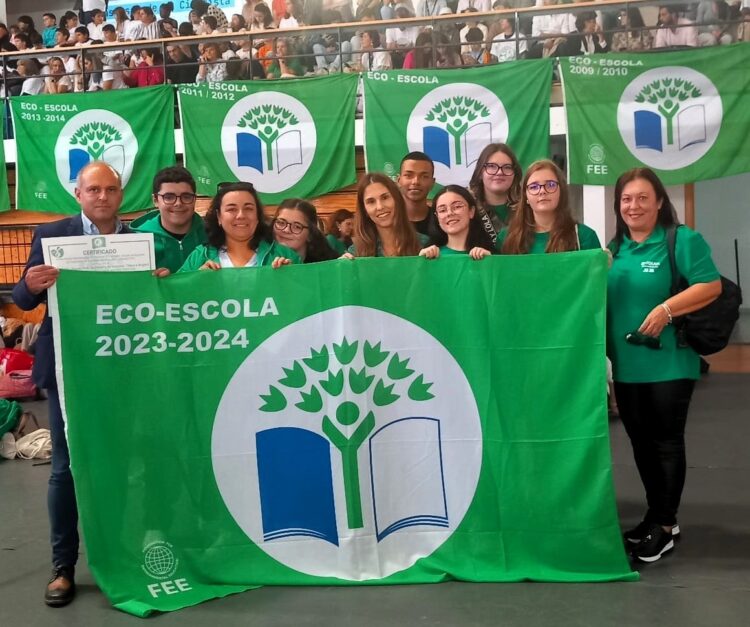 Eptoliva galardoada com “Bandeira Verde Eco-Escola”