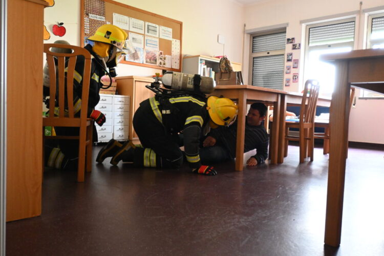 A Terra Treme(u) em Oliveira do Hospital. Utentes da ARCIAL foram resgatados