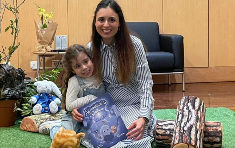 Agora é que me livro!: «Este livro foi escrito por mim e pela minha filha», conta Filipa Mota