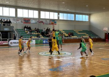 Illiabum atropelou Sampaense em jogo quase só de um sentido