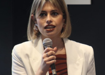 Agora é que me livro!: «Como não poderia deixar de ser, o livro passa-se em Coimbra», afirma Lara Fresco