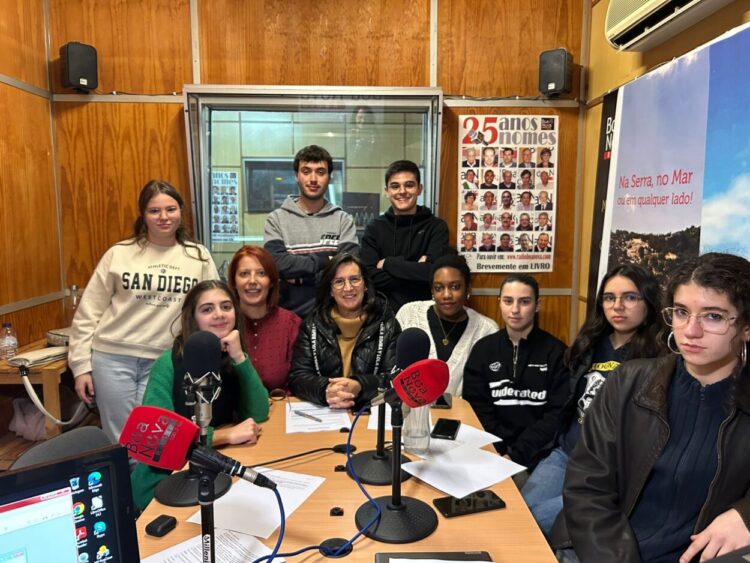 Quais os desafios e estratégias que os jovens enfrentam para um estilo de vida saudável?