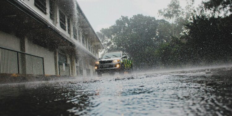 Proteção Civil alerta população devido ao agravamento do estado do tempo