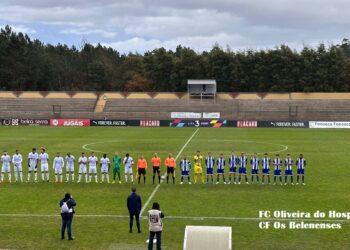 FC Oliveira do Hospital e Belenenses escorregam para o empate em tarde de muita chuva