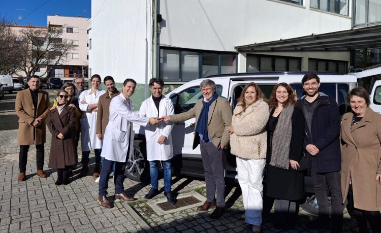 Município entrega viatura elétrica ao Centro de Saúde para reforçar cuidados de saúde à população