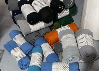 Comunidade oliveirense unida pelo bem-estar animal. Oferecidas 100 mantas ao canil municipal