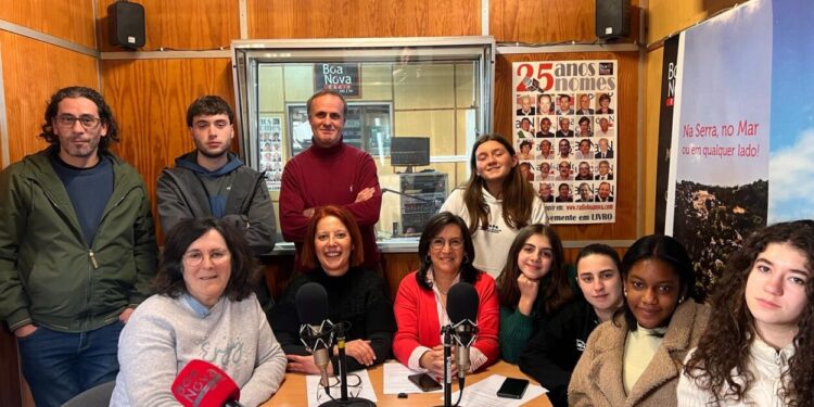 “A Escola e o Meio” recebe Natália Amaral. É coordenadora do 1.º Ciclo e Campus Educativo de Oliveira do Hospital