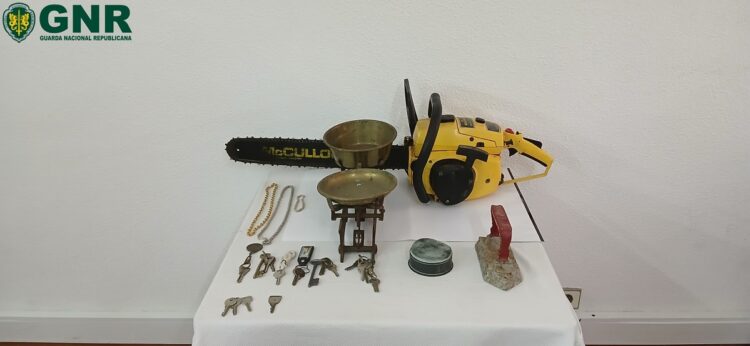 Tábua: Homem constituído arguido por furto em residência