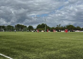 Dérbi entre Lagares da Beira e Nogueirense acaba em empate e dita descida de divisão para os lagarenses
