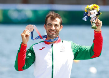 Canoísta olímpico apadrinha Centro de Desportos Náuticos de Tábua