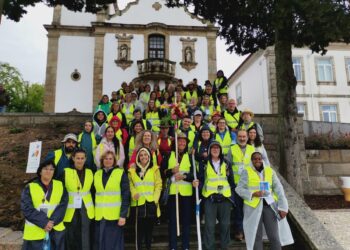 Mais de 50 peregrinos de Oliveira do Hospital seguem em direção a Fátima