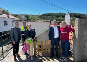 Instalados abrigos e postos de alimentação para gatos em Oliveira do Hospital