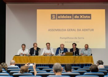 ADXTUR: AG aprova relatório de contas e alteração de estatutos
