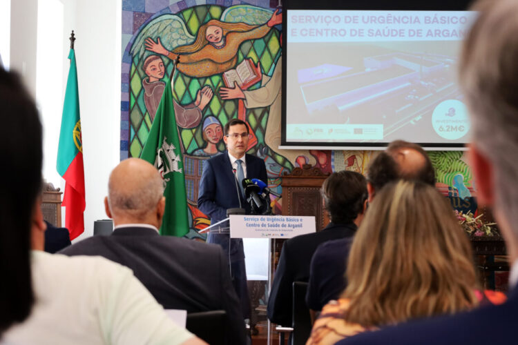 Contrato do novo SUB e Centro de Saúde de Arganil assinado na presença do Governo e da ULS Coimbra
