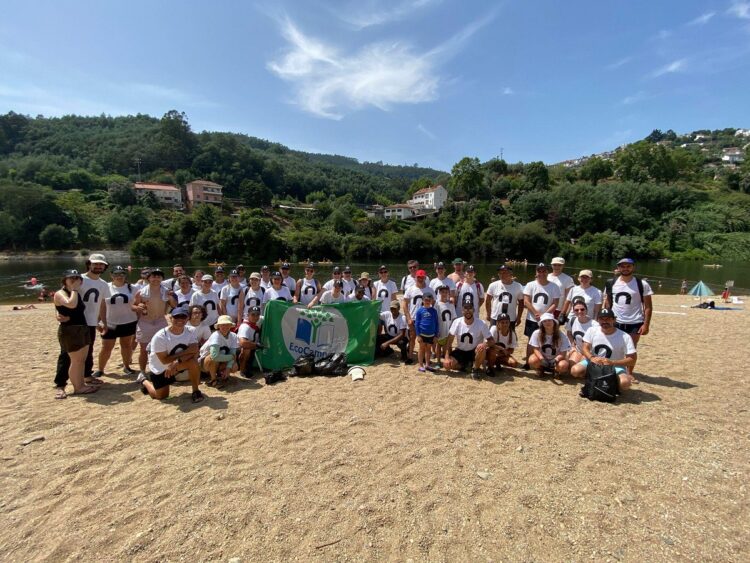 Politécnico de Coimbra mobiliza comunidade académica para limpar o Rio Mondego