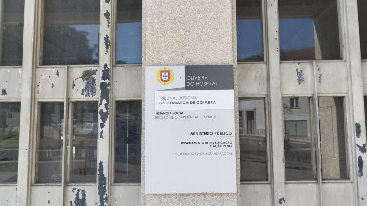 Começou, hoje, o julgamento que envolve ex-dirigentes do Chega de Oliveira do Hospital