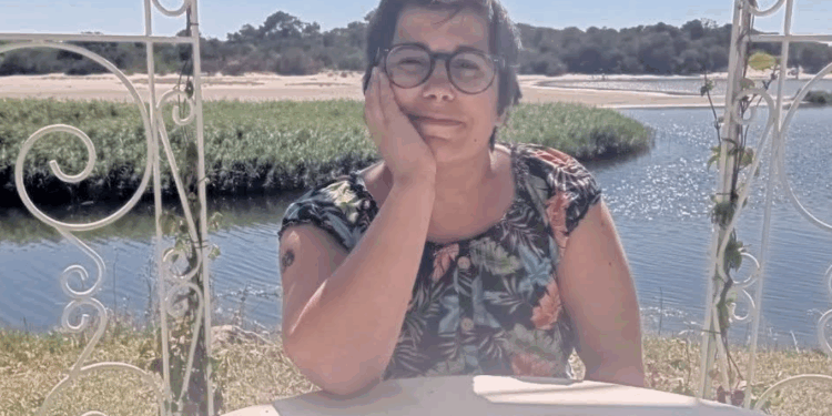 Agora é que me livro!: «O amor é o ato mais político e corajoso que podemos fazer», diz Ana Costa