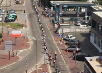 Volta a Portugal na cidade de Oliveira do Hospital: veja as imagens
