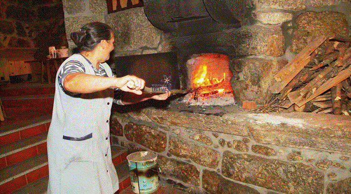 Domingo “Coze o Forno” em Meruge
