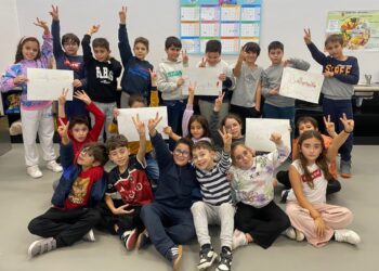 Turma do 3ºC apresenta “A Poesia Está No Ar” (Ep.2)