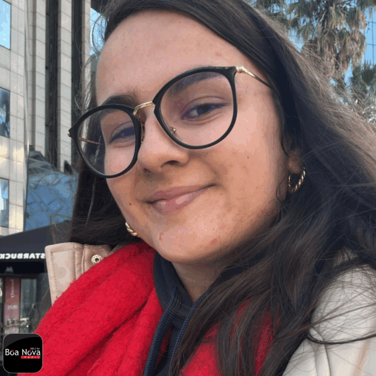 Agora é que me livro! : “Celebre a magia do Natal com a Rádio Boa Nova”, convida Mafalda Correia