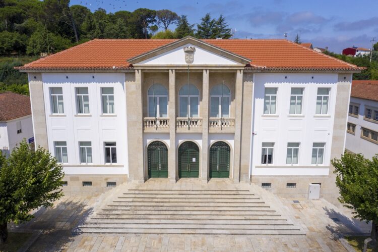 Município de Arganil abdica de IRS e devolve 370 mil euros aos munícipes