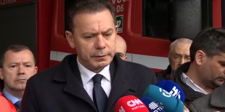 Governo declara estado de calamidade e estuda financiamento para reconstrução das zonas afetadas