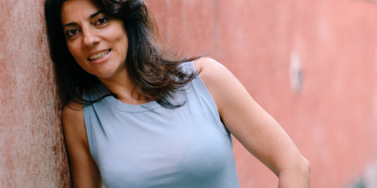 Agora é que me livro!:«Este é livro é sobre a geração mais velha, para a geração mais nova», comenta Margarida Damião Ferreira