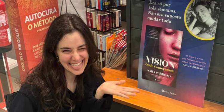 Agora é que me livro!:«Este livro nasce de uma ficção de fãs com mais de 12 milhões de leitores», conta Sara Cardoso