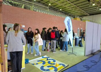 Feira “Investe no Teu Futuro” regressa a Tábua para apoiar jovens na definição do seu percurso Feira “Investe no Teu Futuro” regressa a Tábua para apoiar jovens na definição do seu percurso