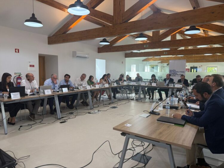 Região Metropolitana de Coimbra lança concurso para Comunidades de Energia Renovável de cerca de 33 milhões de euros Região Metropolitana de Coimbra lança concurso para Comunidades de Energia Renovável de cerca de 33 milhões de euros