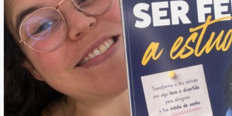 Agora é que me livro!: “Escrevi este livro para os meus alunos, porque eles podem ser felizes a estudar”, afirma Catarina Cunha