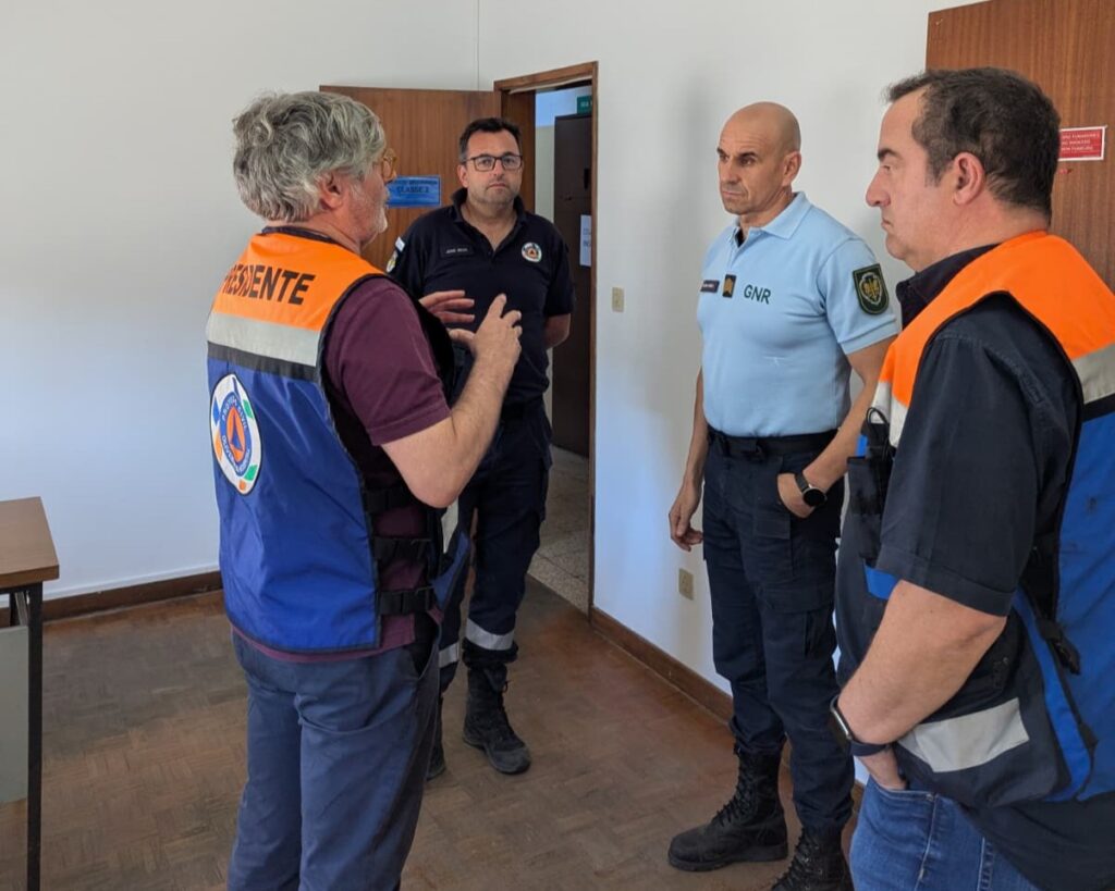 Presidente da Câmara visita Dispositivo Especial de Combate a Incêndios Rurais