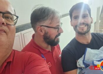 Bombeiros de Seia ajudam bebé a nascer: “Momentos como este enchem-nos de orgulho" Bombeiros de Seia ajudam bebé a nascer: “Momentos como este enchem-nos de orgulho”