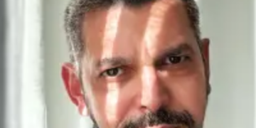 Agora é que me livro! | “As personagens pediram-me para escrever este livro”, explica Vítor Barros