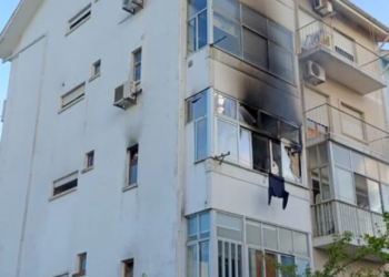 Incêndio urbano em Coimbra deixa família desalojada e dois feridos Incêndio urbano em Coimbra deixa família desalojada e dois feridos